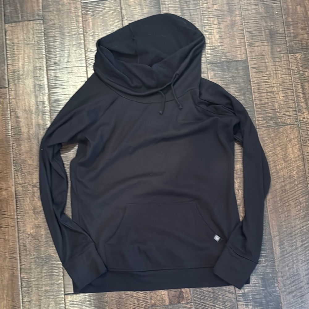 Gaiam Women’s Black Cowl Neck Pullover size S